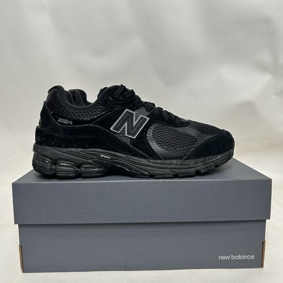 New Balance 2002R “Mesh Black Metallic” M2002WB - Picture 4 of 9